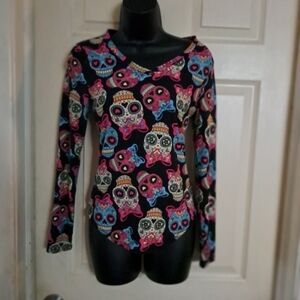 No boundaries Skeleton shirt A-43 5/$25